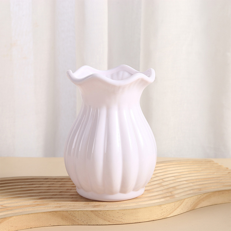 Manufacturer wholesale rose lotus leaf shape bottle imitation ceramic vase fashionable simple vase hydroponic vase dried flower vase